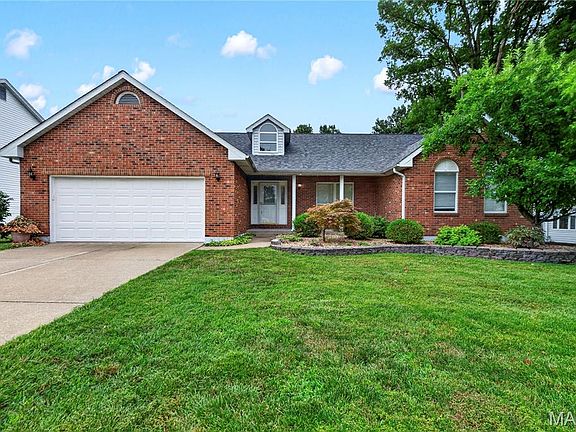 4th image of 218 Pond Hollow Dr