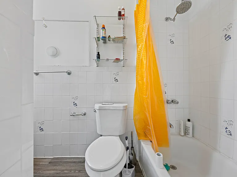 682 Seneca Ave #3L — Photo 13