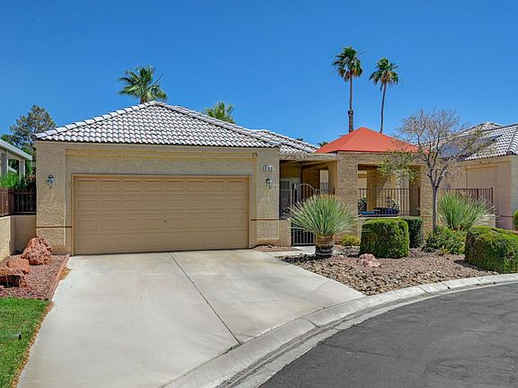 3rd image of 332 Wild Plum Ln