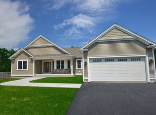 135 School St, Rehoboth, MA 02769
