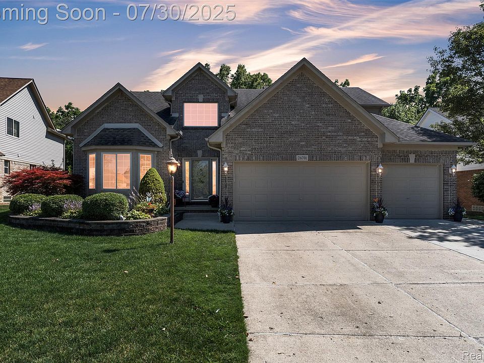 1st image of 26701 Hawthorne Blvd