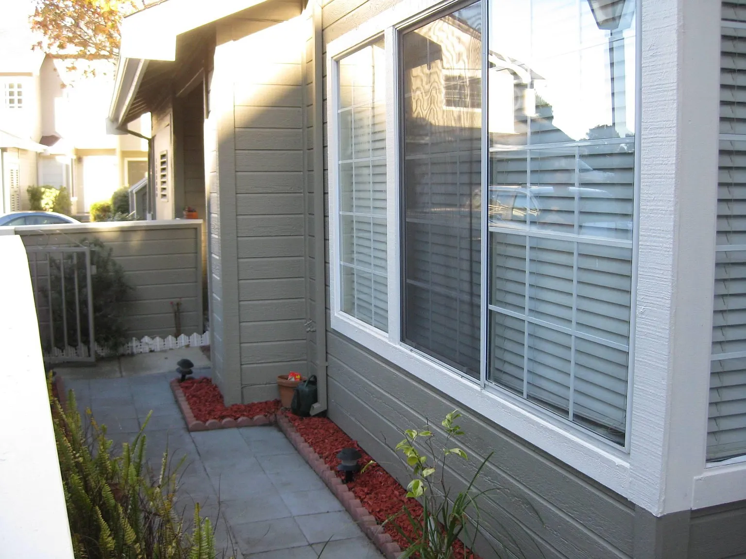 2 bed, 969 sqft, $4,250 — Photo 3