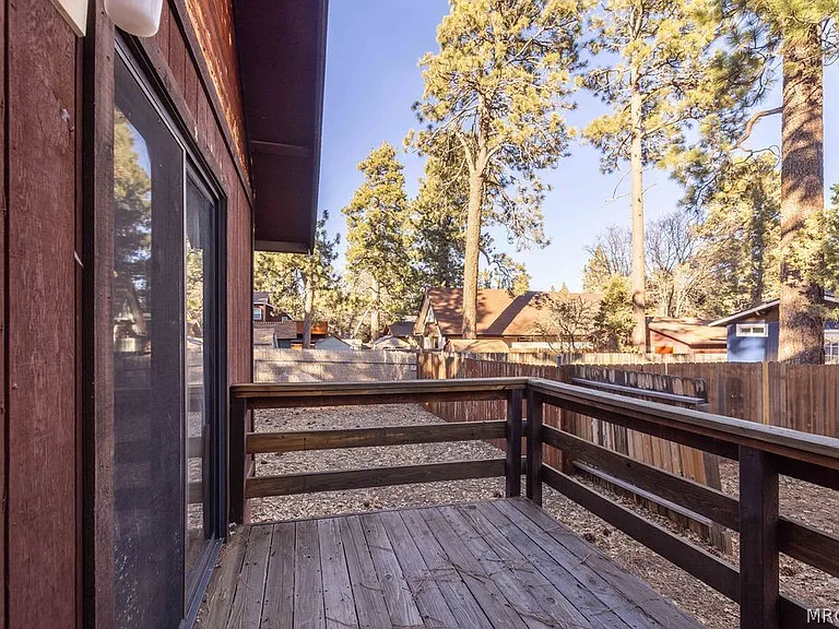 741 Kern Ave — Photo 20