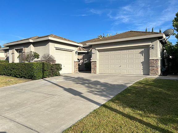 2nd image of 10750 Savoy Cir