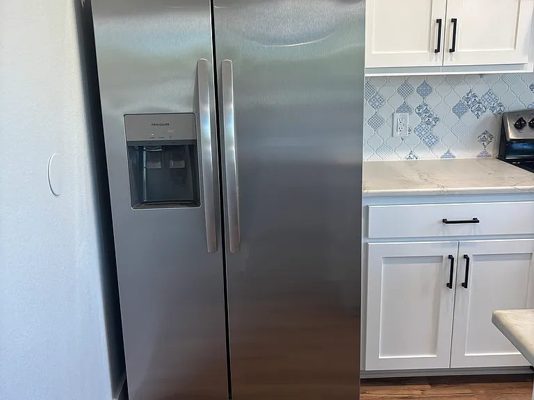 401B S College St — Photo 11