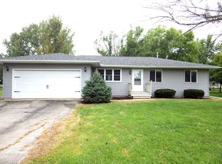 1900 E Stellon St, Diamond, IL 60416