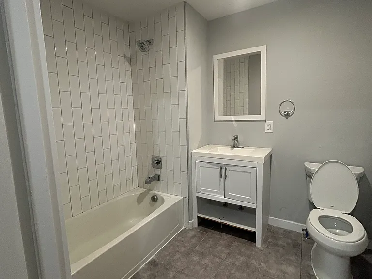 188 Lafayette St #403 — Photo 12