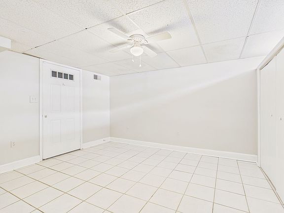 5th image of 2210 Kensington St