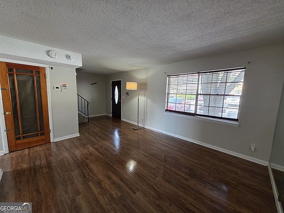 3rd image of 4701 Flat Shoals Rd Unit 49B