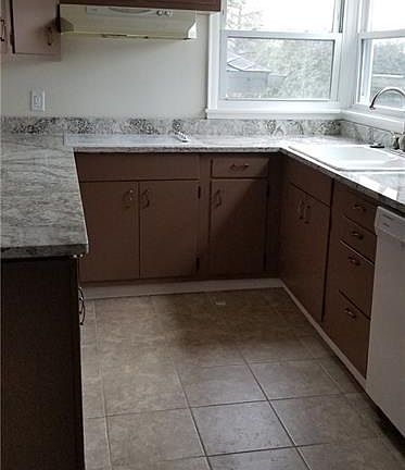 2nd image of 94 Academy St
