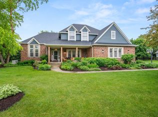 649 Briar Dr, Sycamore, IL 60178