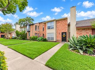 9265 Westwood Village Dr #49, Houston, TX 77036
