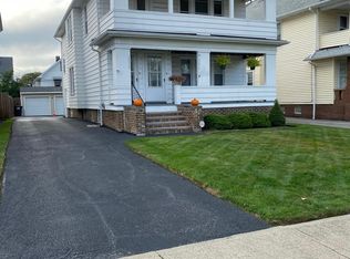 2050 Bunts Rd, Lakewood, OH 44107