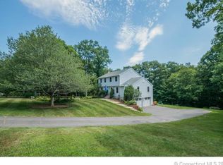 12 Tiffany Ct, East Hampton, CT 06424