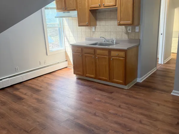 439 West St #6, Bristol, CT 06010