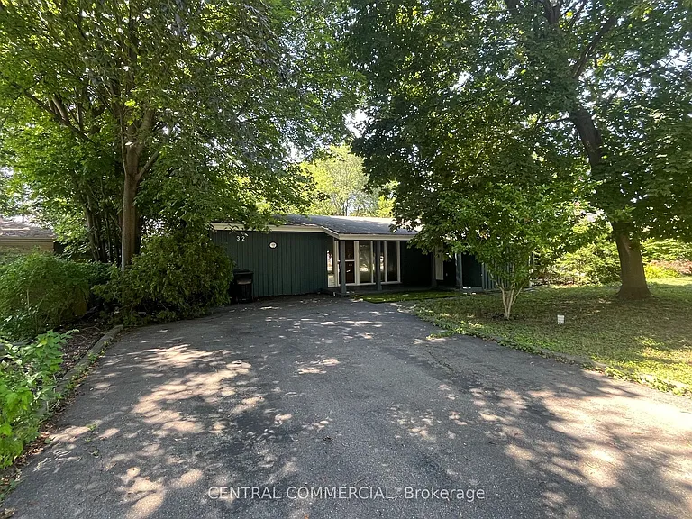 32 Heathview Ave — Photo 1