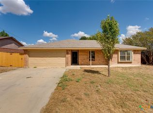 117 E Blancas Dr, Copperas Cove, TX 76522