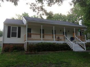 905 Hartford Ln, North Chesterfield, VA 23236