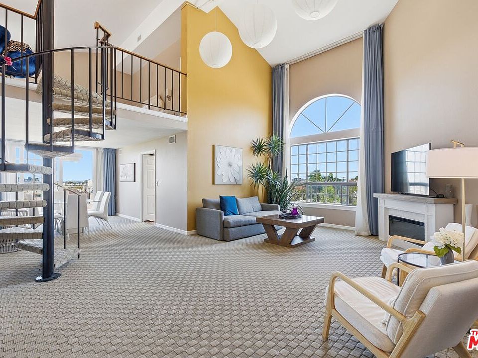 1st image of 1457 Reeves St APT 301
