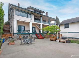 2208 Rucker Ave, Everett, WA 98201