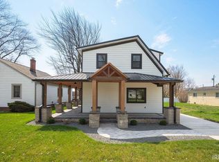 307 W Walnut St, Sharpsville, IN