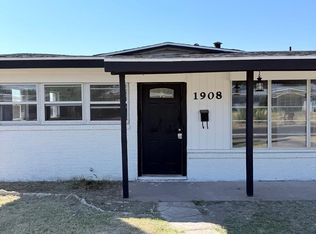 1908 E Morrison Dr, Big Spring, TX 79720