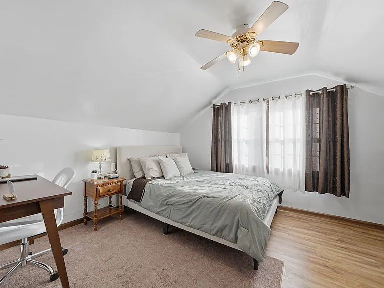 56 Klaum Ave — Photo 20