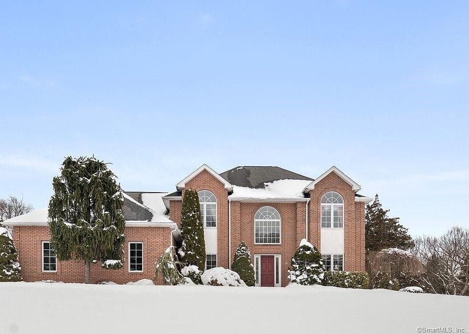 1st image of 42 Peria Dr