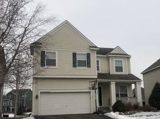 2247 Clover Field Dr, Chaska, MN 55318