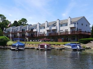 9 Saint Charles Ave #9, Hewitt, NJ 07421