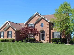 914 Ascot Dr, Hamilton Twp, OH