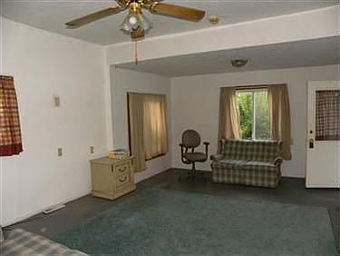3rd image of 34084 Victor Dr