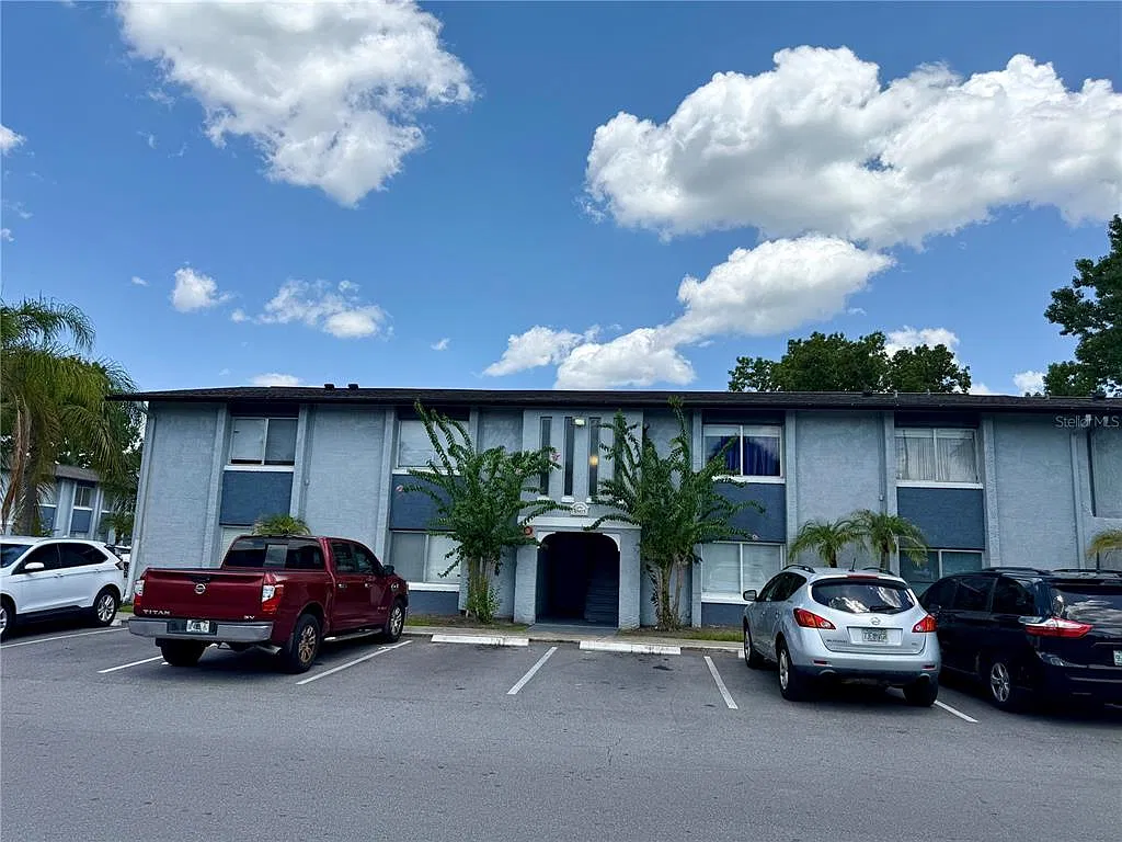 3 bed, 2.0 bath, 1270 sqft, $1,650 — Photo 1