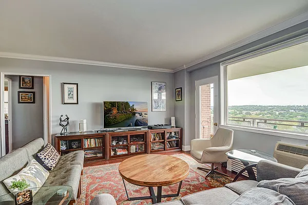 Sold by Robert E. Hill  | media 17