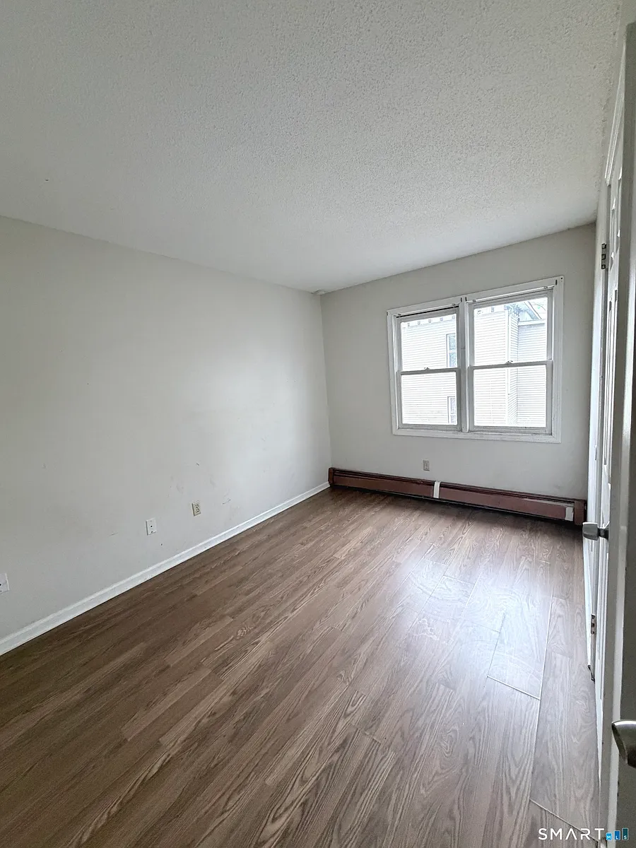 Building Photo - 92 Arch St #2