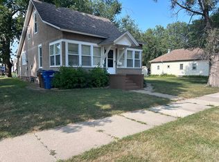 808 E Ash Ave, Mitchell, SD 57301