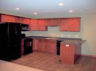 5820 Rooney Dr #5820, Eau Claire, WI 54701