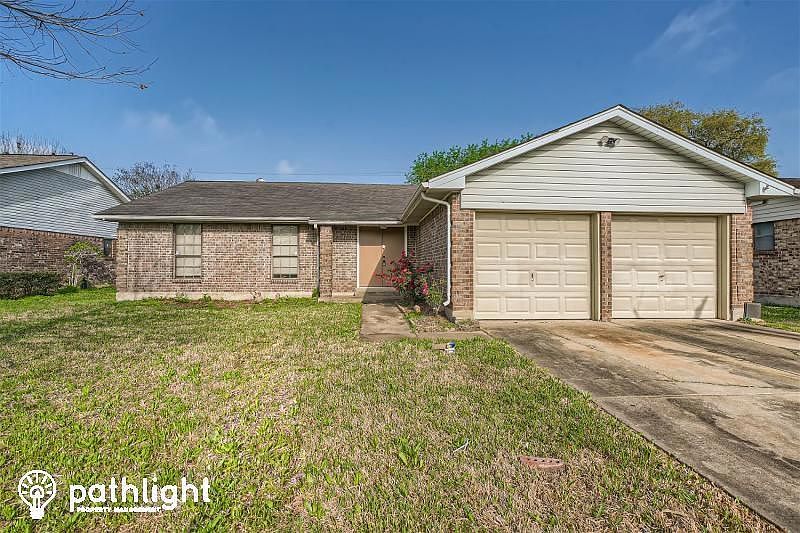 1st image of 11415 Olivewood Dr