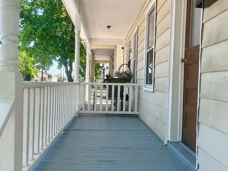 615 S Braddock St — Photo 8