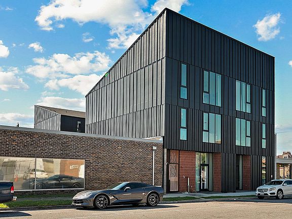 3rd image of 2323 2nd Ave S #1C