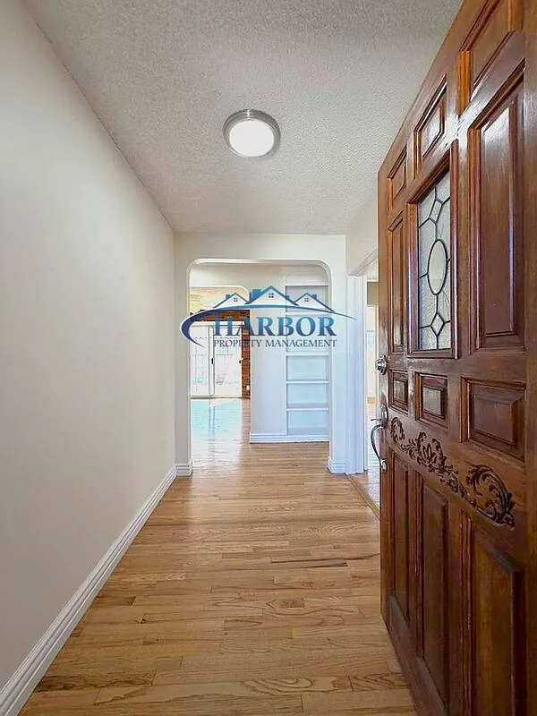 3 bed, 2.0 bath, $3,495 — Photo 3