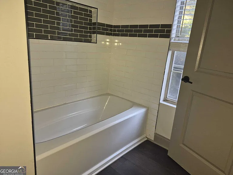 1020 Hampton Hill Ct — Photo 29