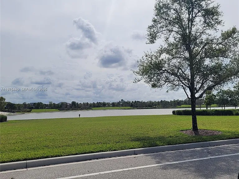 1200 Sterling Pine Pl — Photo 13