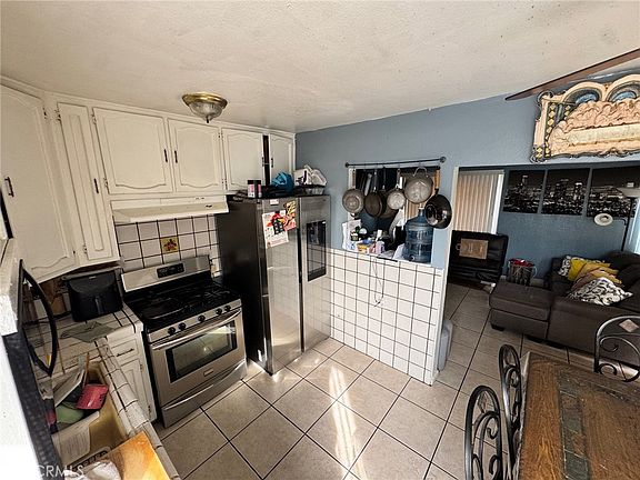 5th image of 13947 Downey Ave