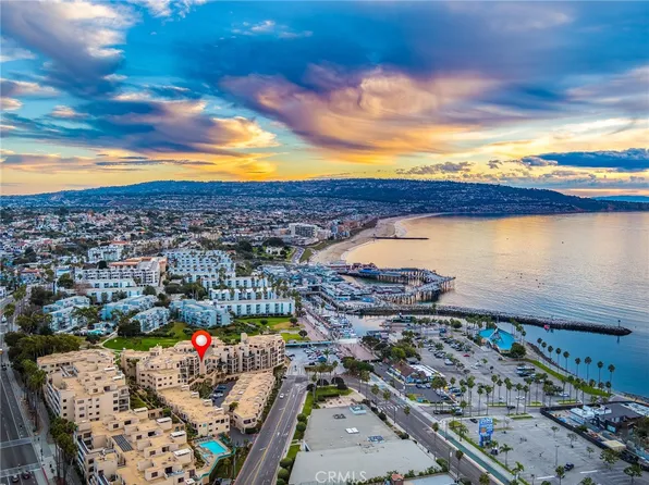 130 The Vlg Unit 205, Redondo Beach, CA 90277