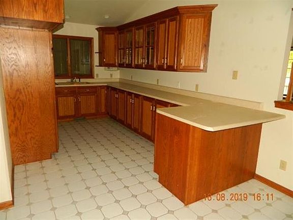 5th image of W3150 Elm Ln