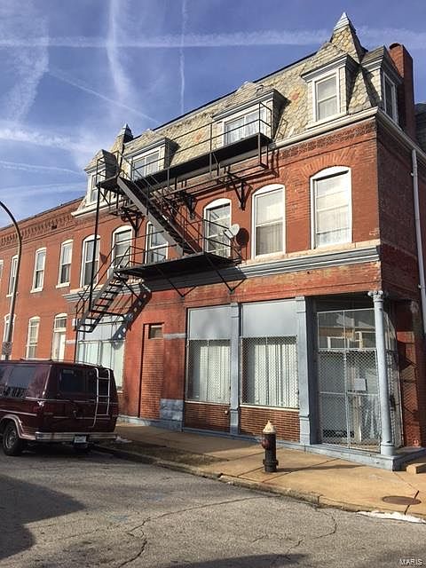 1st image of 2517 E Dodier St