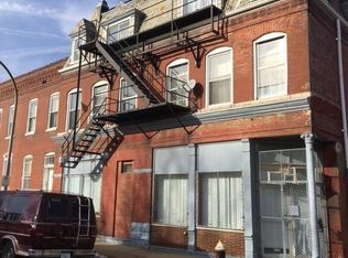 2517 E Dodier St, Saint Louis, MO 63107
