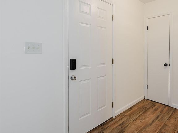 5th image of 2205 Pentland Dr