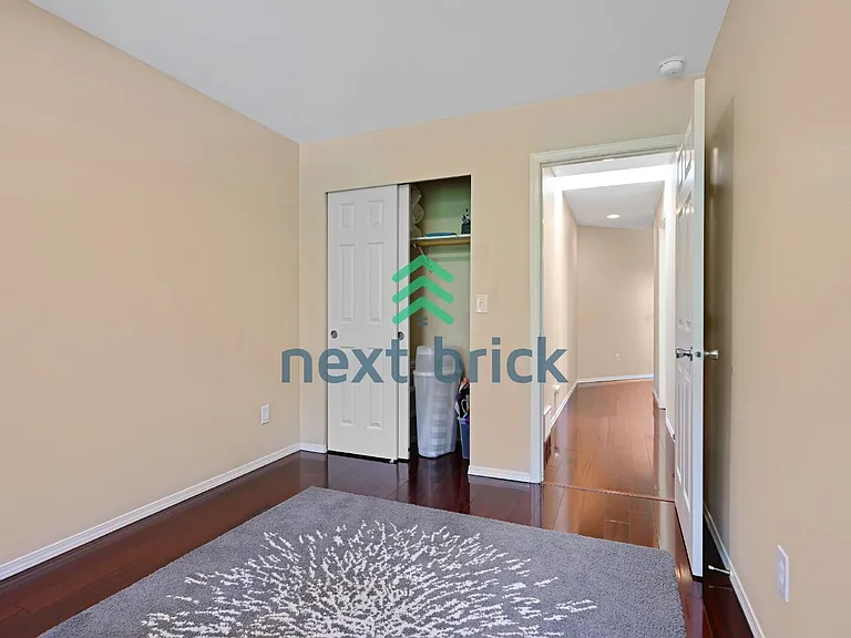 4084 Letitia Ave S — Photo 13